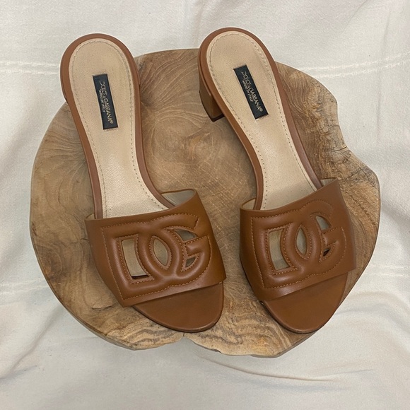 Dolce & Gabbana Tan Leather Sandals - Picture 2 of 4
